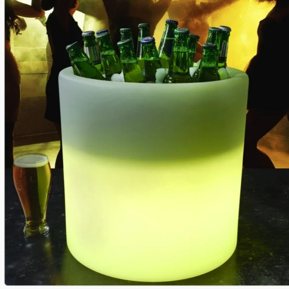 Towle Living Rechargeable LED 17-quart Beverage Tub, New
